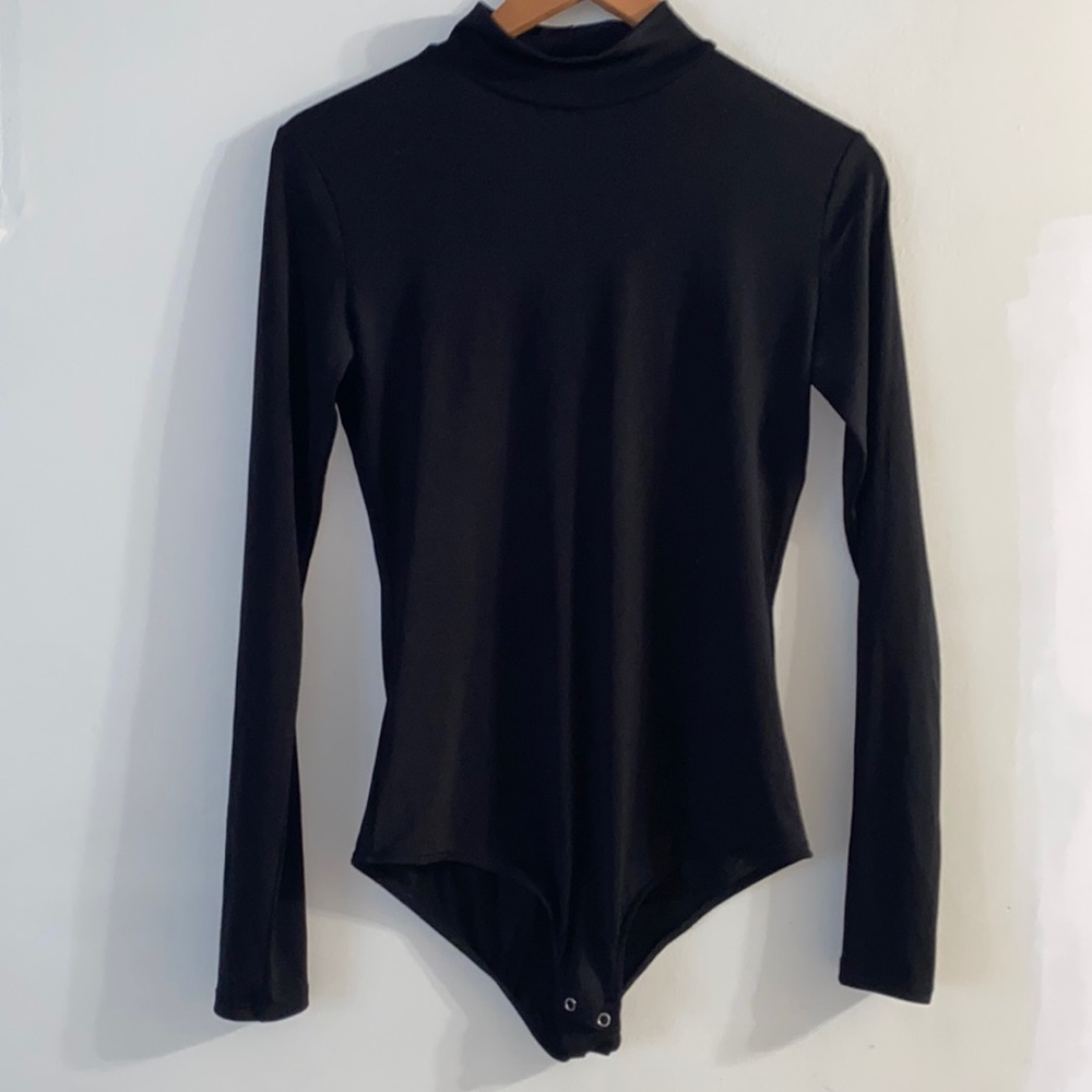 Black l/s bodysuit